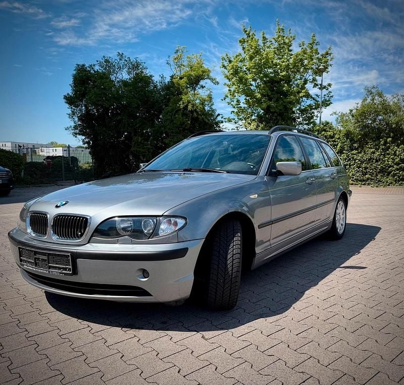 Usata BMW 320 150 CV (110 kW) 2005 Grigio Station wagon