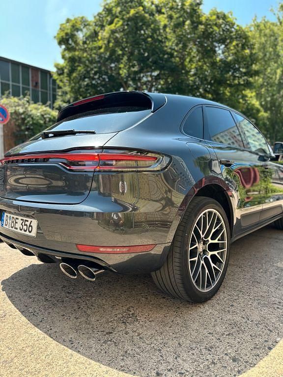 Grau Gebraucht 2019 Porsche Macan SUV | 45.900 € (Fairer Preis) - Bild 1/4