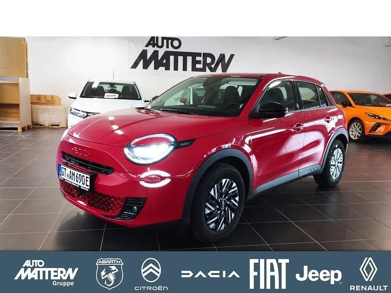 Gebraucht Fiat 600E Red 114 kW (156 PS) 2023 Rot SUV