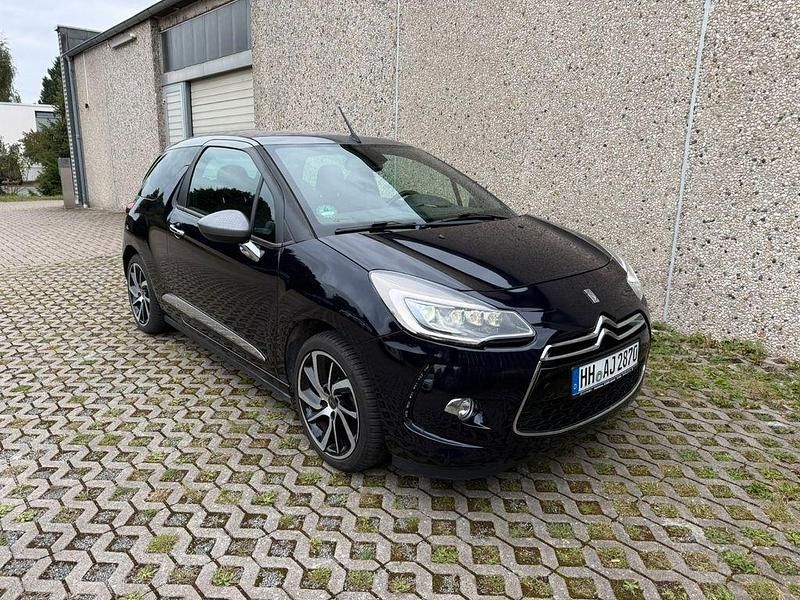 Blau Gebraucht 2015 DS Automobiles DS3 Cabriolet Cabrio | 8.400 € - Bild 1/4