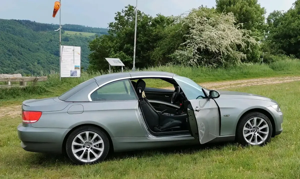 Gebraucht BMW 330 218 PS (160 kW) 2008 Cabrio
