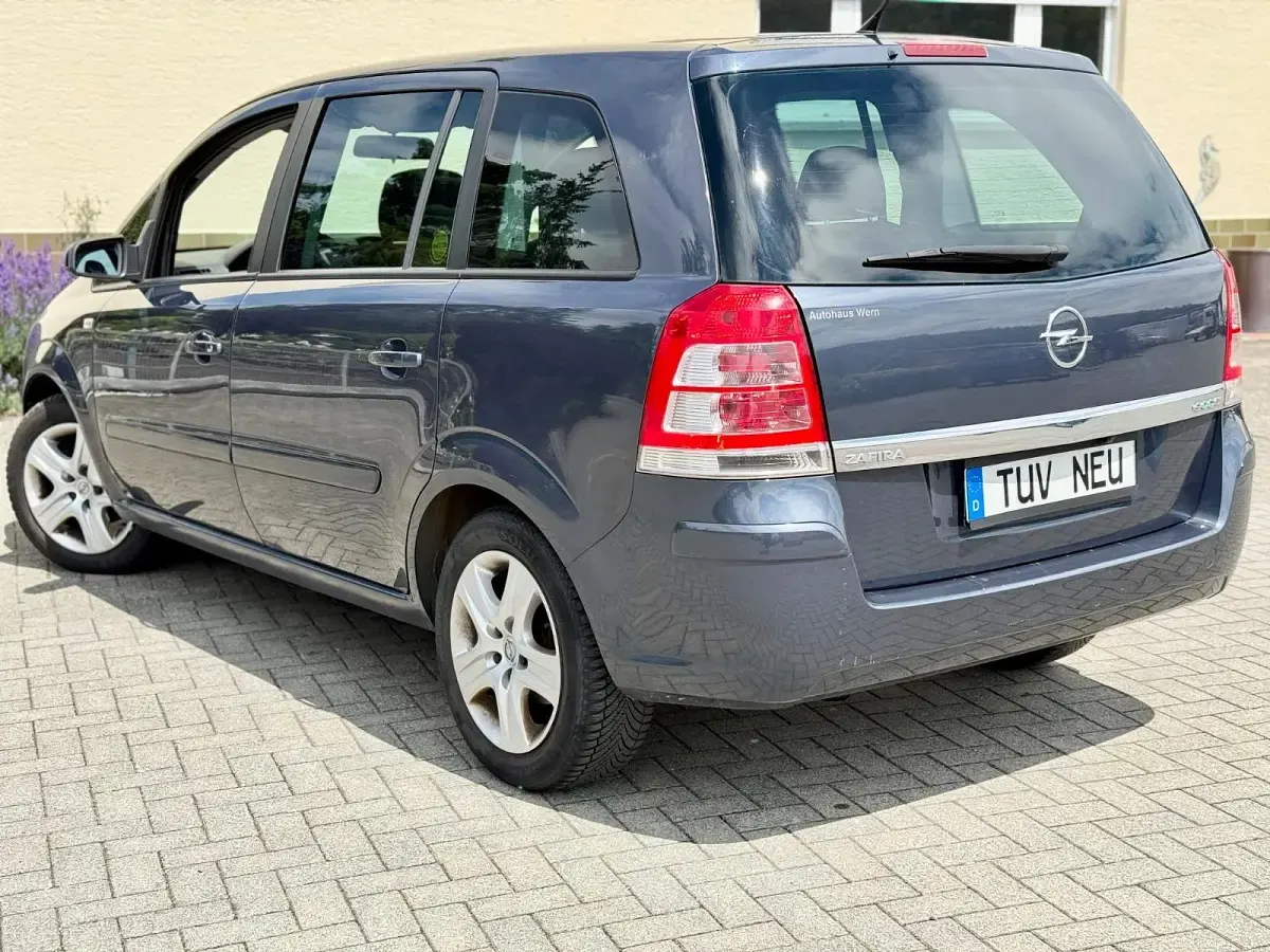 Gebraucht Opel Zafira 116 PS (85 kW) 2009 Blau Van / Kleinbus