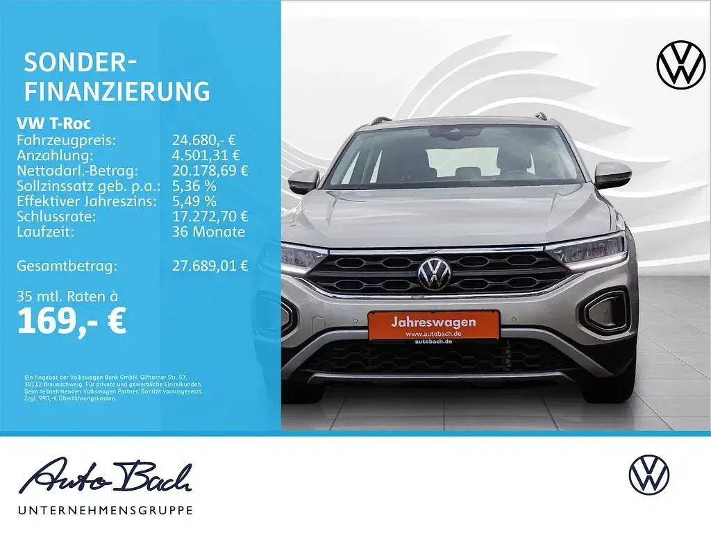 Gebraucht VW T-Roc Move 150 PS (110 kW) 2023 Ivory silver metallic SUV
