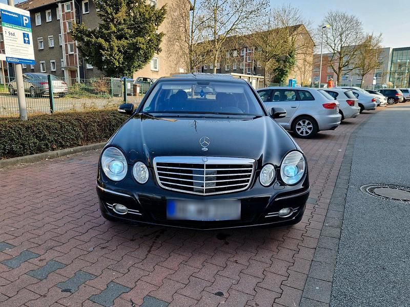 Gebraucht Mercedes E280 Avantgarde 231 PS (169 kW) 2006 Schwarz Limousine