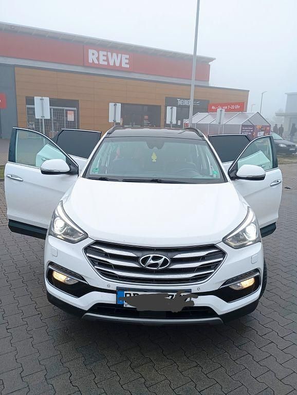 Weiß Gebraucht 2016 Hyundai Santa Fe SUV | 19.550 € (Teuer) - Bild 1/4