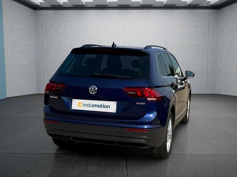 Blau Gebraucht 2019 VW Tiguan SUV | 26.549 € (Fairer Preis) - Bild 1/4