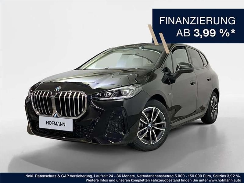 Saphirschwarz metallic Gebraucht 2024 BMW 218 M Sport Van / Kleinbus | 36.890 € (Teuer) - Bild 1/3