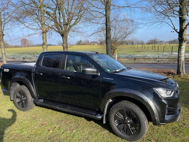 Schwarz Gebraucht 2022 Isuzu D-Max SUV | 25.990 € (Fairer Preis) - Bild 1/4