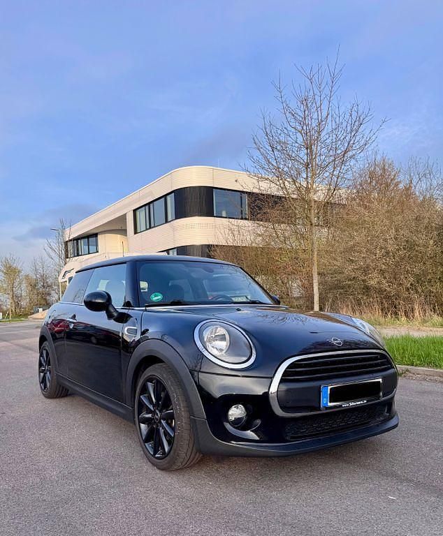 Gebraucht Mini ONE 102 PS (75 kW) 2018 Schwarz Kleinwagen