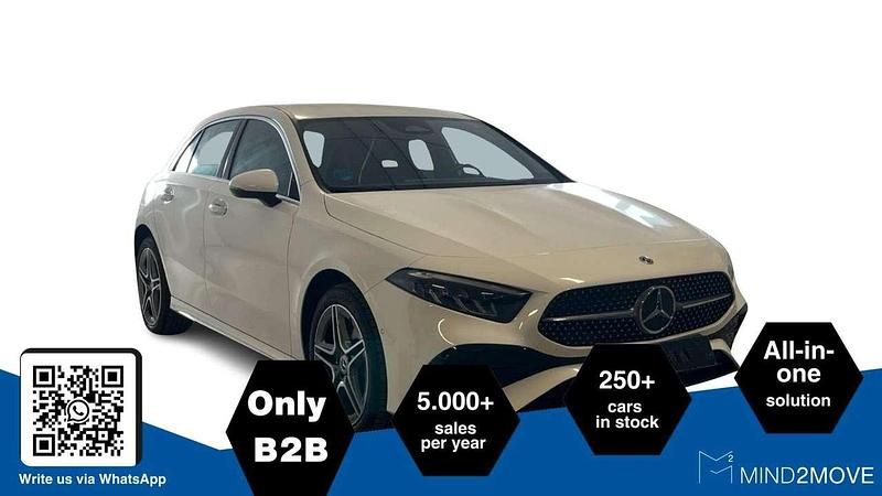 Weiß Gebraucht 2023 Mercedes A250 AMG line Limousine | 32.197 € (Fairer Preis) - Bild 1/3