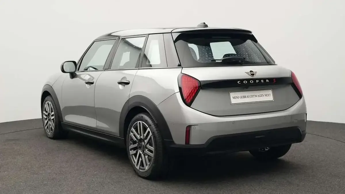 Second-hand Mini Cooper S Classic 204 CP (150 kW) 2025 Gri Hatchback