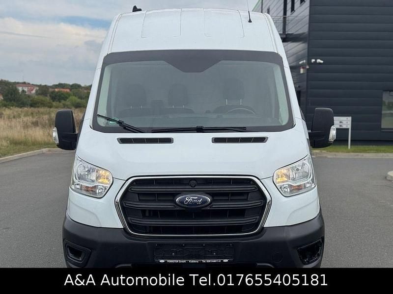 Gebraucht Ford Transit Trend 131 PS (96 kW) 2020 Weiß Van / Kleinbus