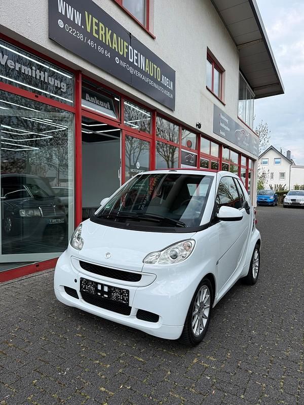 Gebraucht Smart ForTwo Cabrio 71 PS (52 kW) 2011 Weiß Cabrio