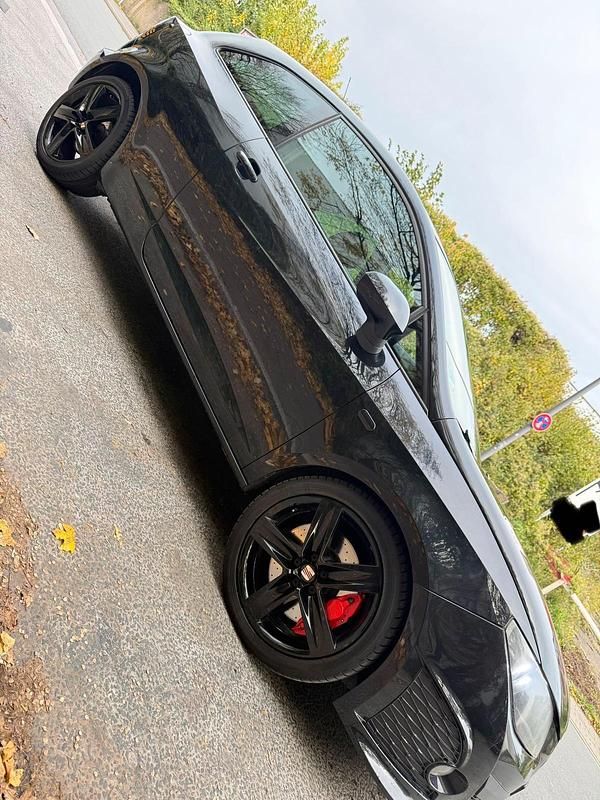 Schwarz Gebraucht 2011 Cupra Ibiza Limousine | 4.800 € (Fairer Preis) - Bild 1/4