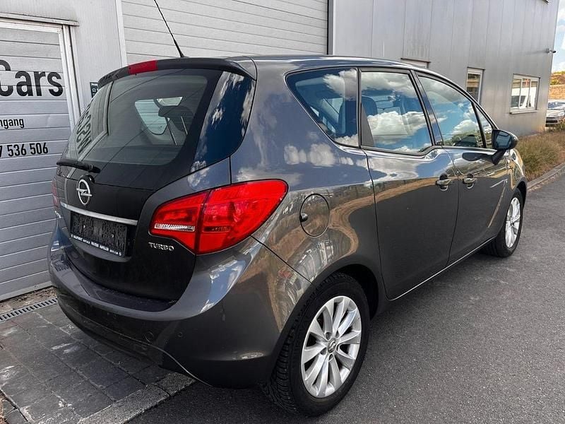 Gebraucht Opel Meriva Edition 120 PS (88 kW) 2012 Grau Van / Kleinbus