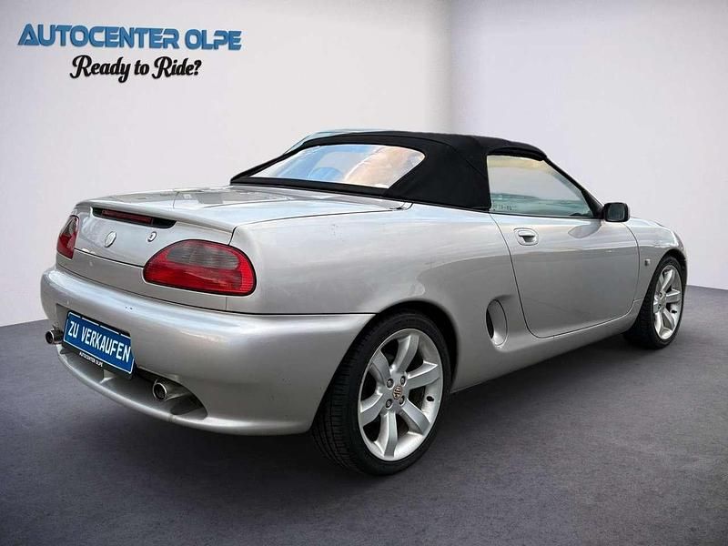 Gebraucht MG TF 120 PS (88 kW) 2003 Silber Cabrio