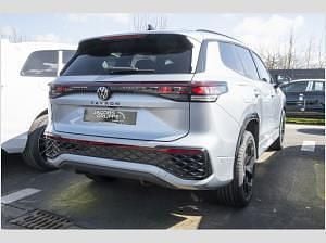 Neu VW Tayron Pro 150 PS (110 kW) 2026 Silber (silber / oyster silver) SUV