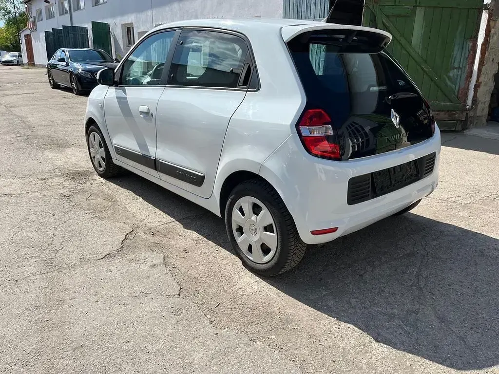 Gebraucht Renault Twingo Life 71 PS (52 kW) 2016 Weiß Kleinwagen