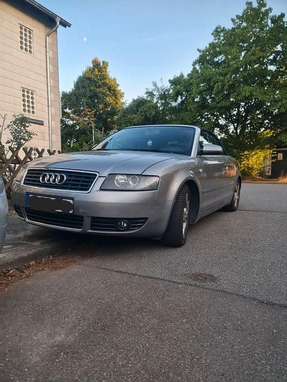 Grau Gebraucht 2005 Audi A4 Cabriolet Cabrio | 3.000 € (Superpreis) - Bild 1/4