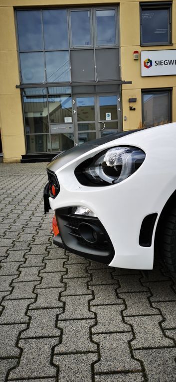 Weiß Gebraucht 2018 Abarth 124 Spider Cabrio | 29.999 € (Fairer Preis) - Bild 1/4