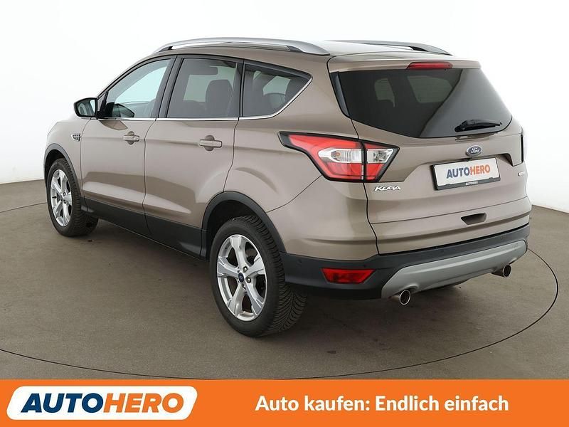 Gebraucht Ford Kuga Titanium 150 PS (110 kW) 2019 Grau SUV