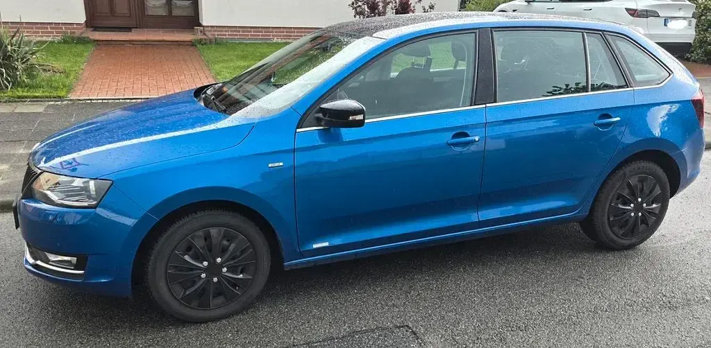 Occasion Skoda Rapid Drive 95 ch (69 kW) 2017 Bleue Citadine