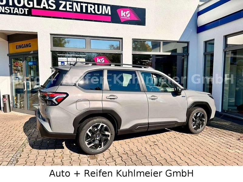 Gebraucht Subaru Forester Exclusive+ 136 PS (100 kW) 2025 River rock pearl SUV