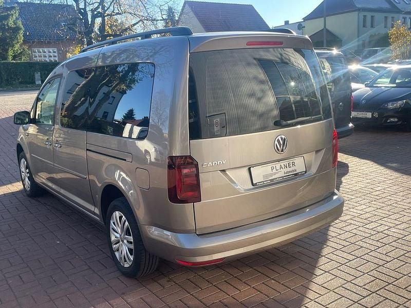Gebraucht VW Caddy Maxi Beach 131 PS (96 kW) 2020 Beige Van / Kleinbus