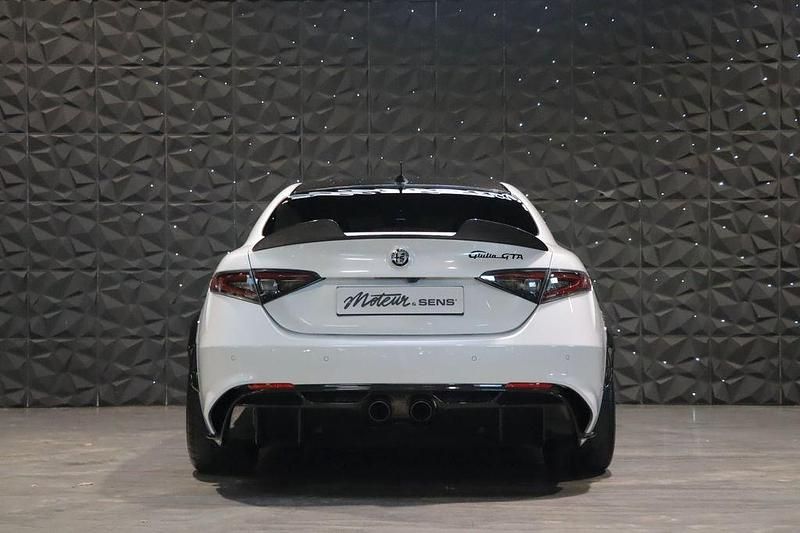 Gebraucht Alfa Romeo Giulia Quadrifoglio 519 PS (381 kW) 2021 Weiß Limousine