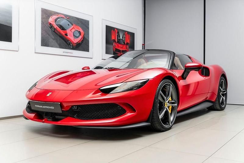 Gebraucht Ferrari 296 829 PS (609 kW) 2023 Rot Cabrio