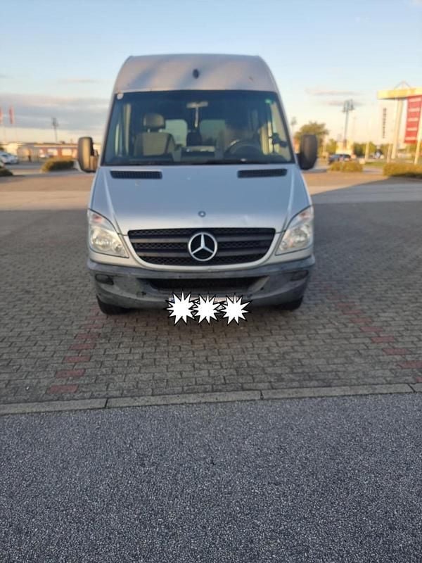 Silber Gebraucht 2011 Mercedes Sprinter Van | 7.800 € (Superpreis) - Bild 1/4