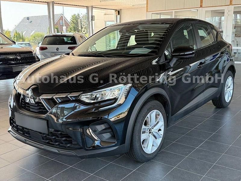 Schwarz metallic Gebraucht 2023 Mitsubishi ASX Basis SUV | 20.960 € (Etwas zu teuer) - Bild 1/4