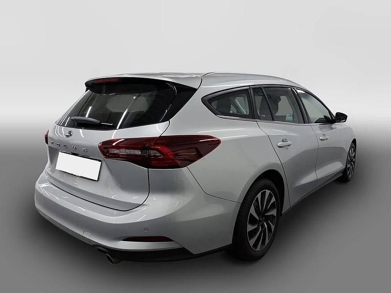 Gebraucht Ford Focus Titanium 155 PS (114 kW) 2025 Silber Kombi