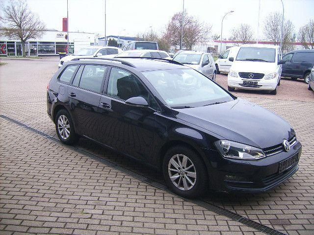 Gebraucht VW Golf VII 105 PS (77 kW) 2014 Schwarz Kombi
