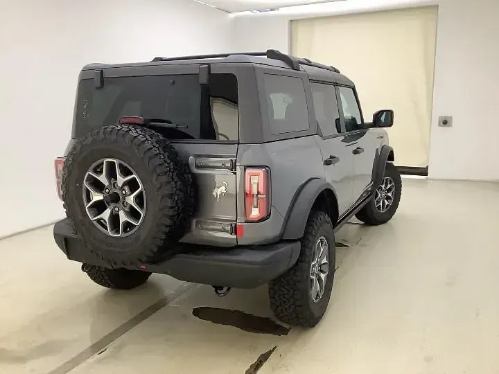 Gebraucht Ford Bronco 334 PS (245 kW) 2024 Grau SUV