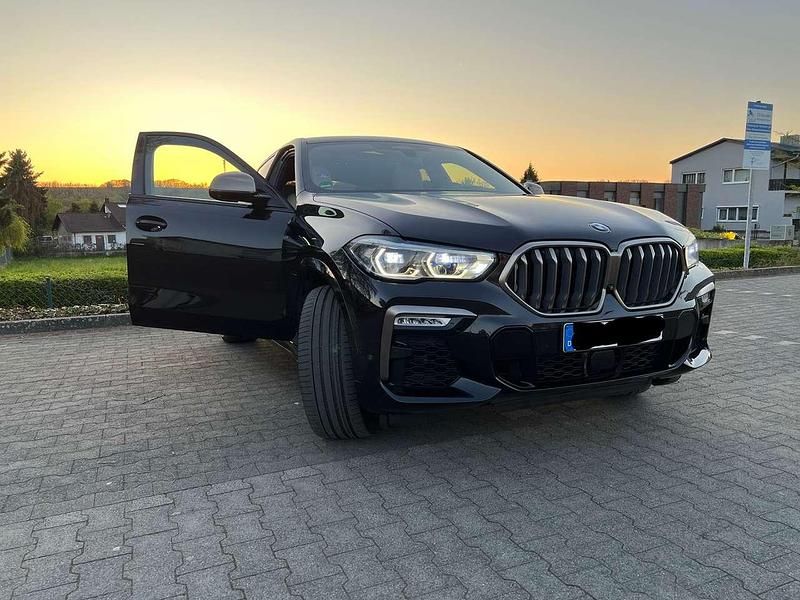 Gebraucht BMW X6 M50 530 PS (389 kW) 2021 Schwarz SUV