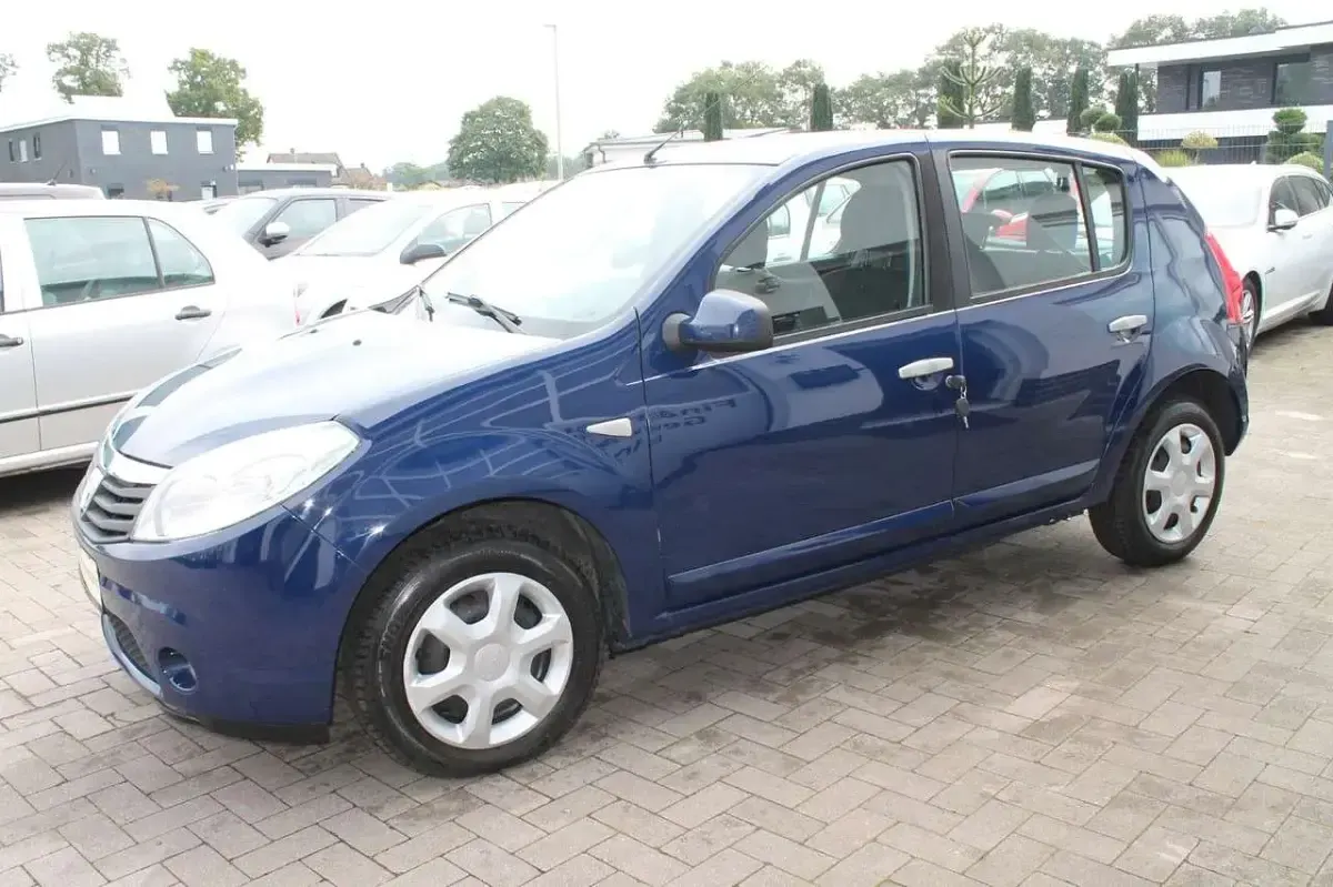 Gebraucht Dacia Sandero Lauréate 75 PS (55 kW) 2009 Blau Kleinwagen