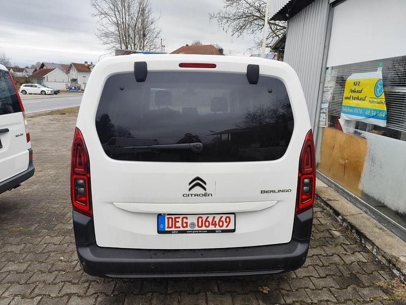 Gebraucht Citroën Berlingo Feel 131 PS (96 kW) 2021 Weiß Van / Kleinbus