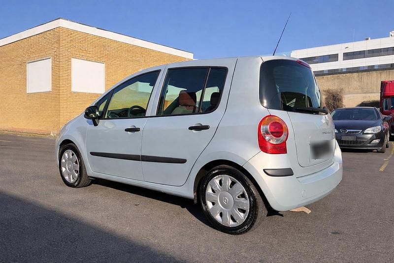 Gebraucht Renault Modus 88 PS (64 kW) 2005 Silber Van / Kleinbus