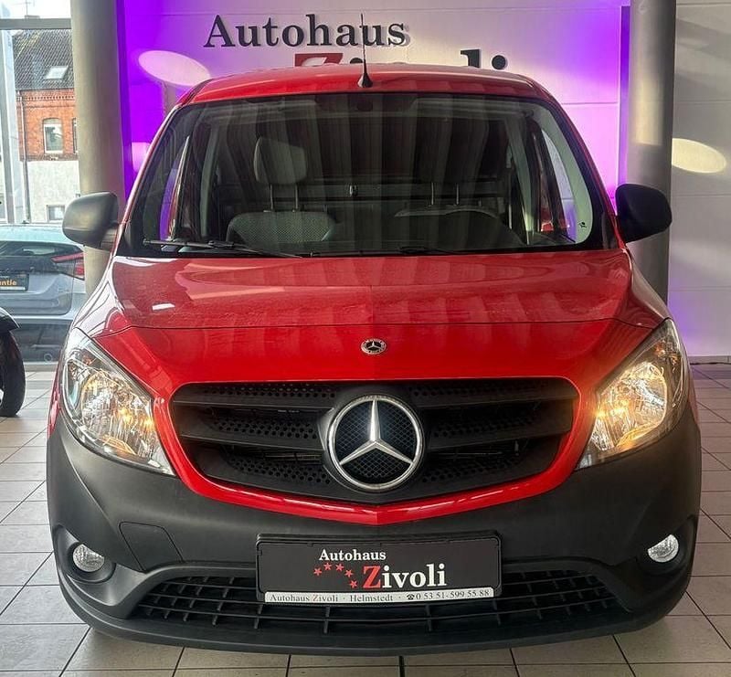 Gebraucht Mercedes Citan 108 80 PS (58 kW) 2021 Rot Van / Kleinbus