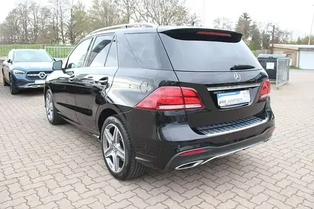 Gebraucht Mercedes GLE350 AMG line 258 PS (189 kW) 2019 Schwarz SUV