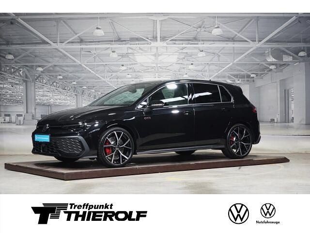 Grenadillschwarz Gebraucht 2024 VW Golf VIII GTI Limousine | 40.380 € (Fairer Preis) - Bild 1/2