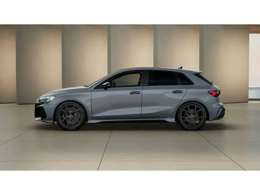 Neu Audi RS3 Sport 400 PS (294 kW) 2026 Grau Limousine