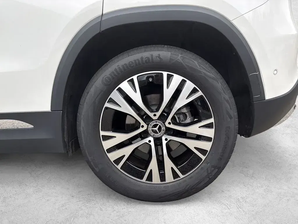 Gebraucht Mercedes GLA180 Advanced Plus 136 PS (100 kW) 2025 Weiß SUV