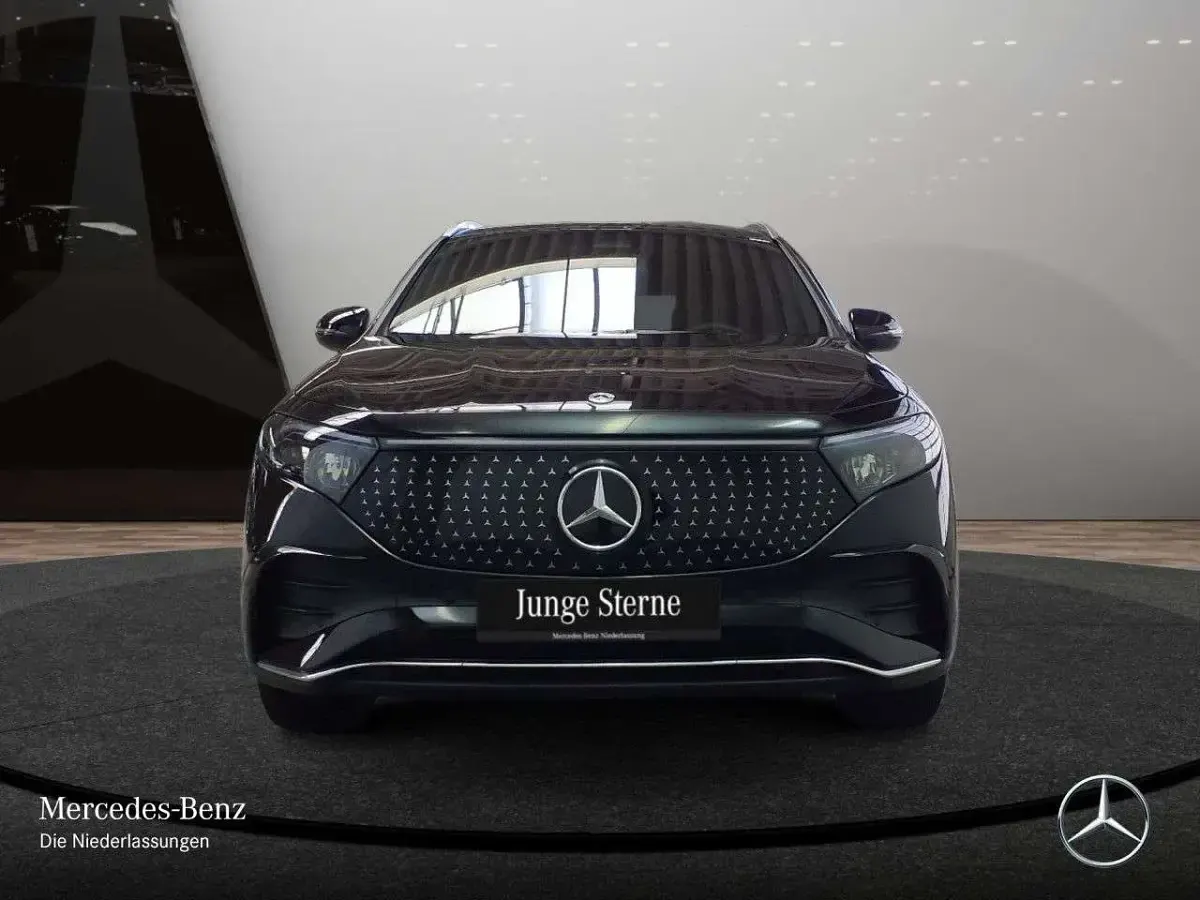 Gebraucht Mercedes EQA250 AMG 139 kW (190 PS) 2025 Kosmosschwarz SUV