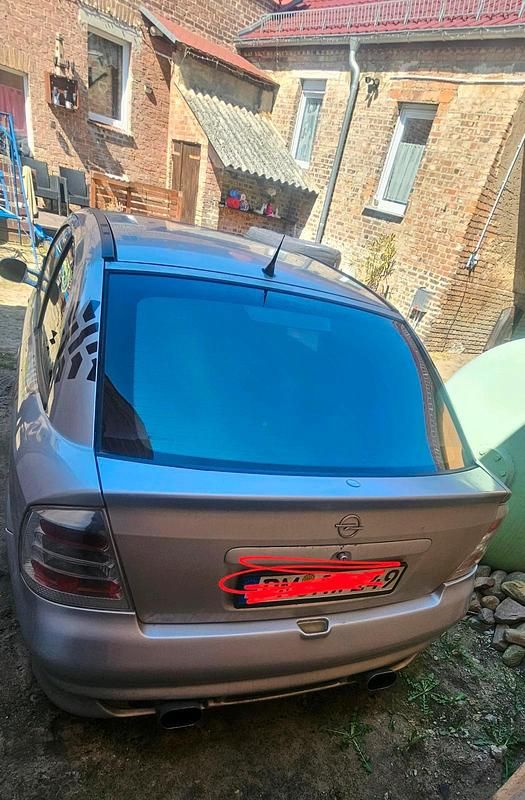 Gebraucht Opel Astra 101 PS (74 kW) 1999 Silber Kleinwagen