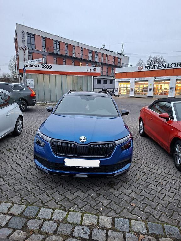 Blau Gebraucht 2022 Skoda Kamiq Monte Carlo SUV | 20.500 € (Guter Preis) - Bild 1/4