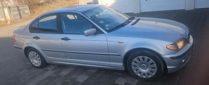 Gebraucht BMW 316 115 PS (84 kW) 2004 Silber Limousine