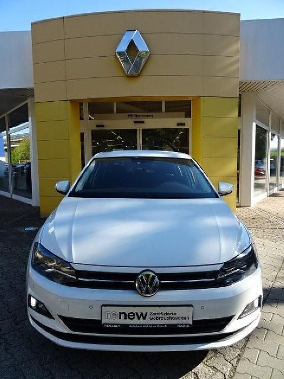 Gebraucht VW Polo Comfortline 95 PS (69 kW) 2020 Pure white (metallic) Limousine