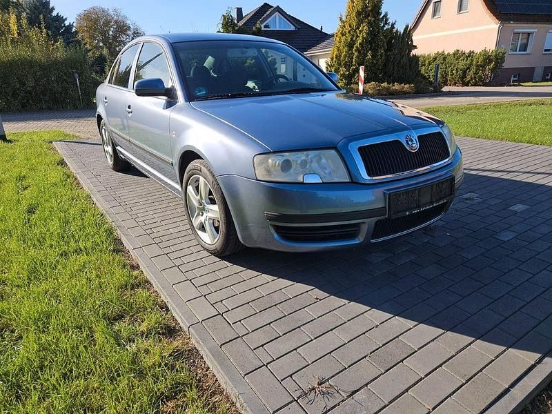 Blau Gebraucht 2006 Skoda Superb Elegance Limousine | 2.000 € (Fairer Preis) - Bild 1/4